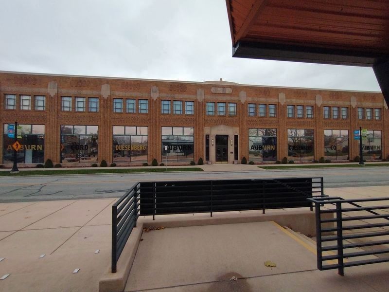 Auburn Cord Duesenberg Automobile Facility image. Click for full size.