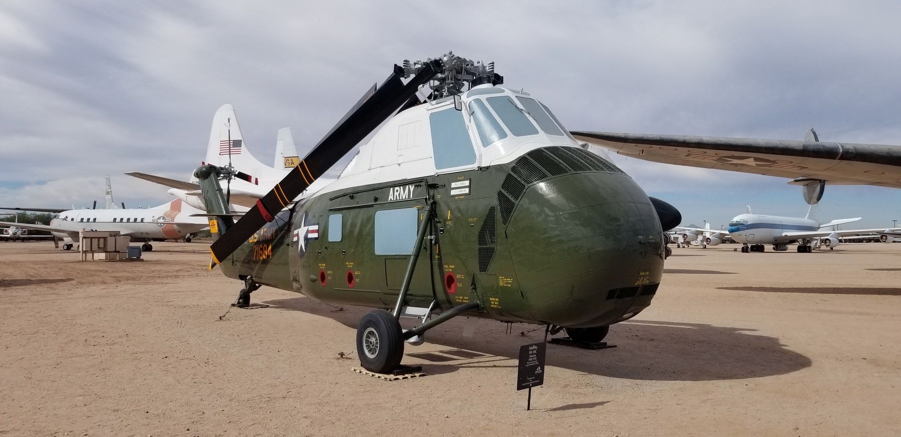 The Sikorsky VH-34C. Click for full size. The Sikorsky VH-34C image. Click for full size.
