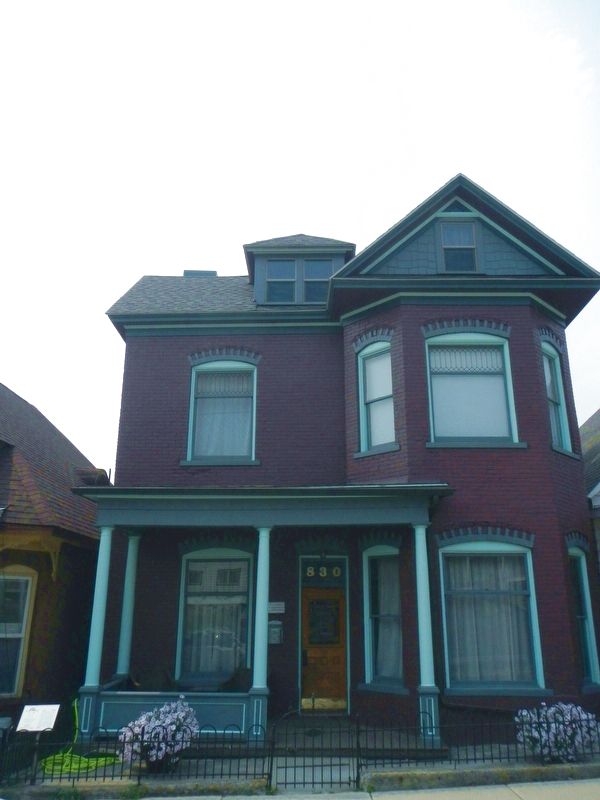 Harry W. Turner House and Marker image. Click for full size.