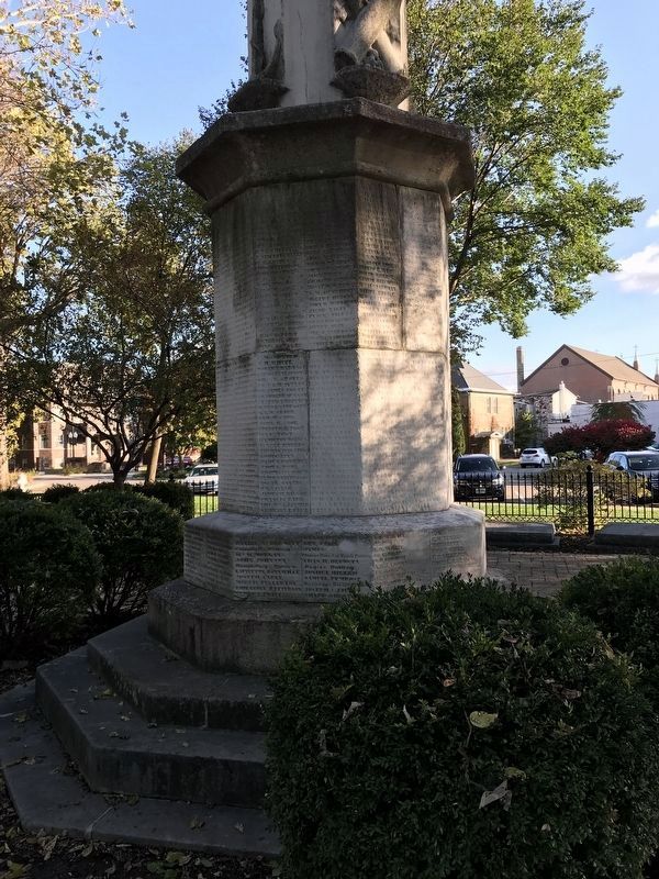 LaSalle County Civil War Soldiers Memorial image. Click for full size.