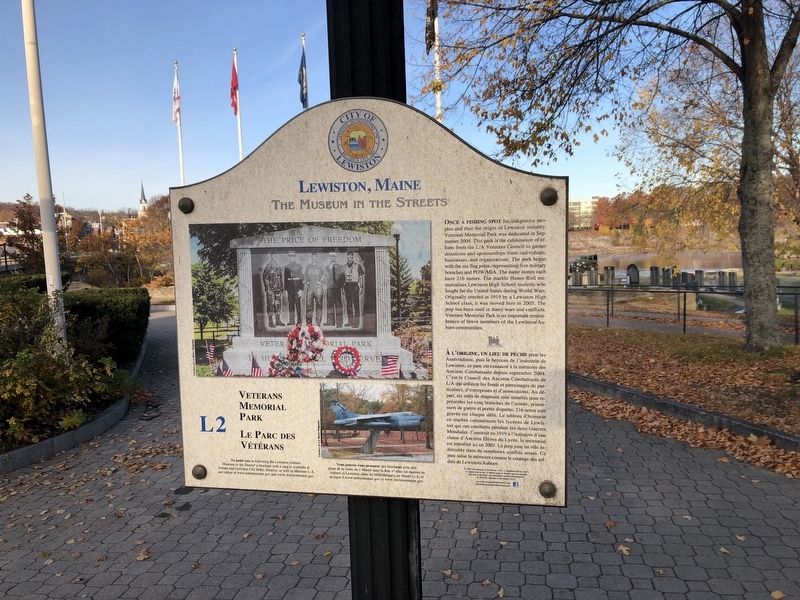 Veterans Memorial Park / Le Parc des Vtrans Marker image. Click for full size.