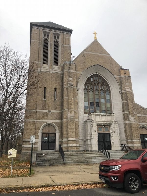 St. Mary's Church image. Click for full size.