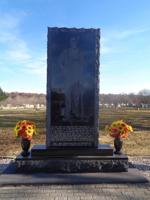 Mineworkers' Monument image. Click for full size.