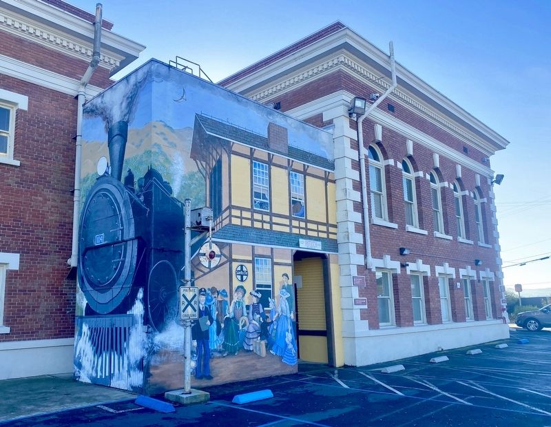Railroad Mural image. Click for full size.