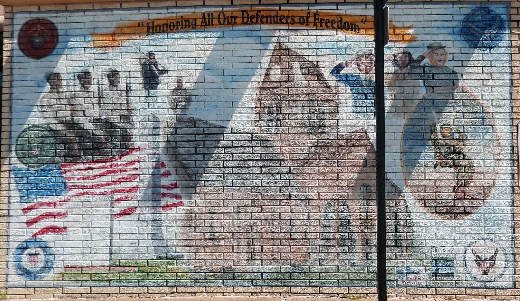 Honoring All Our Defenders of Freedom Mural image. Click for full size.