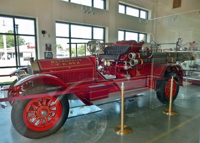 1926 La France Fire Truck image. Click for full size.