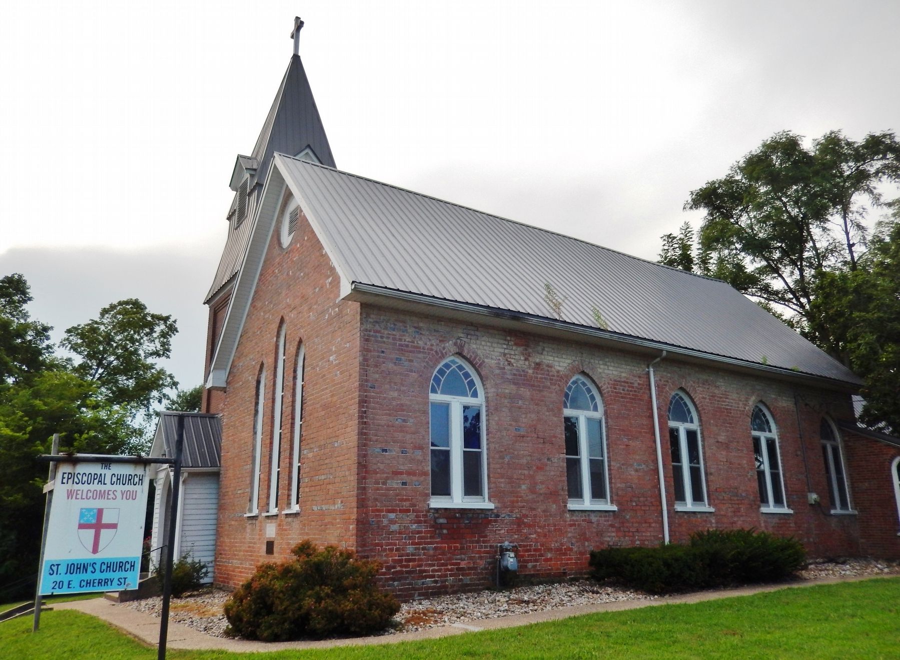 St. John's Episcopal Church (<i>southeast elevation</i>)</center> image. Click for full size.
