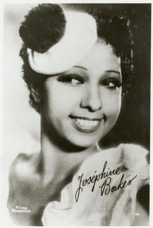 Autographed publicity photo of Josephine Baker image. Click for full size.