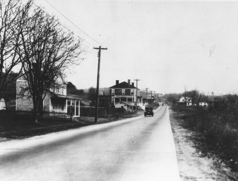 Route 1 in the 1930s, with Williams Ordinary in the background. image. Click for full size.