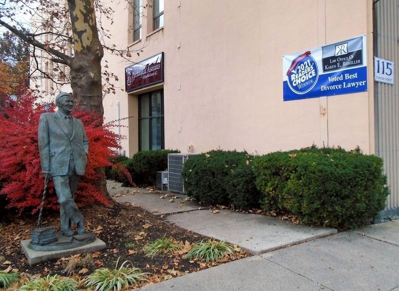 John O'Hara Statue at 115 S Centre St image. Click for full size.