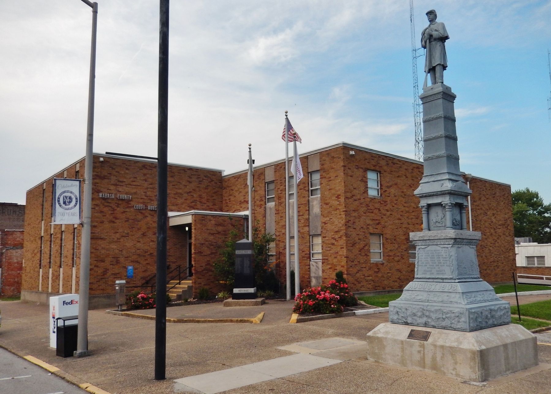 Wabash County Soldiers Monument image. Click for full size.