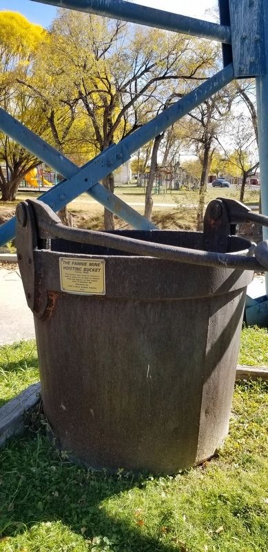 The Fannie Mine Hoisting Bucket and Marker image. Click for full size.