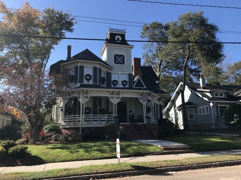 Davis-Guttenberger-Rankin House image. Click for full size.