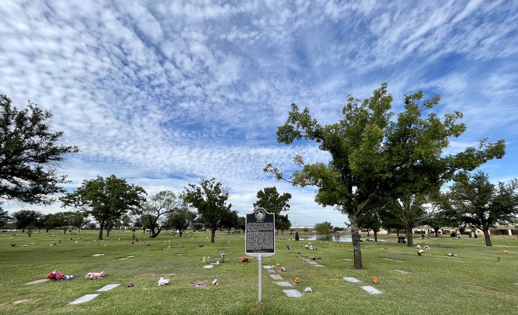 Tim Cole Marker in Mount Olivet Cemetery image. Click for full size.