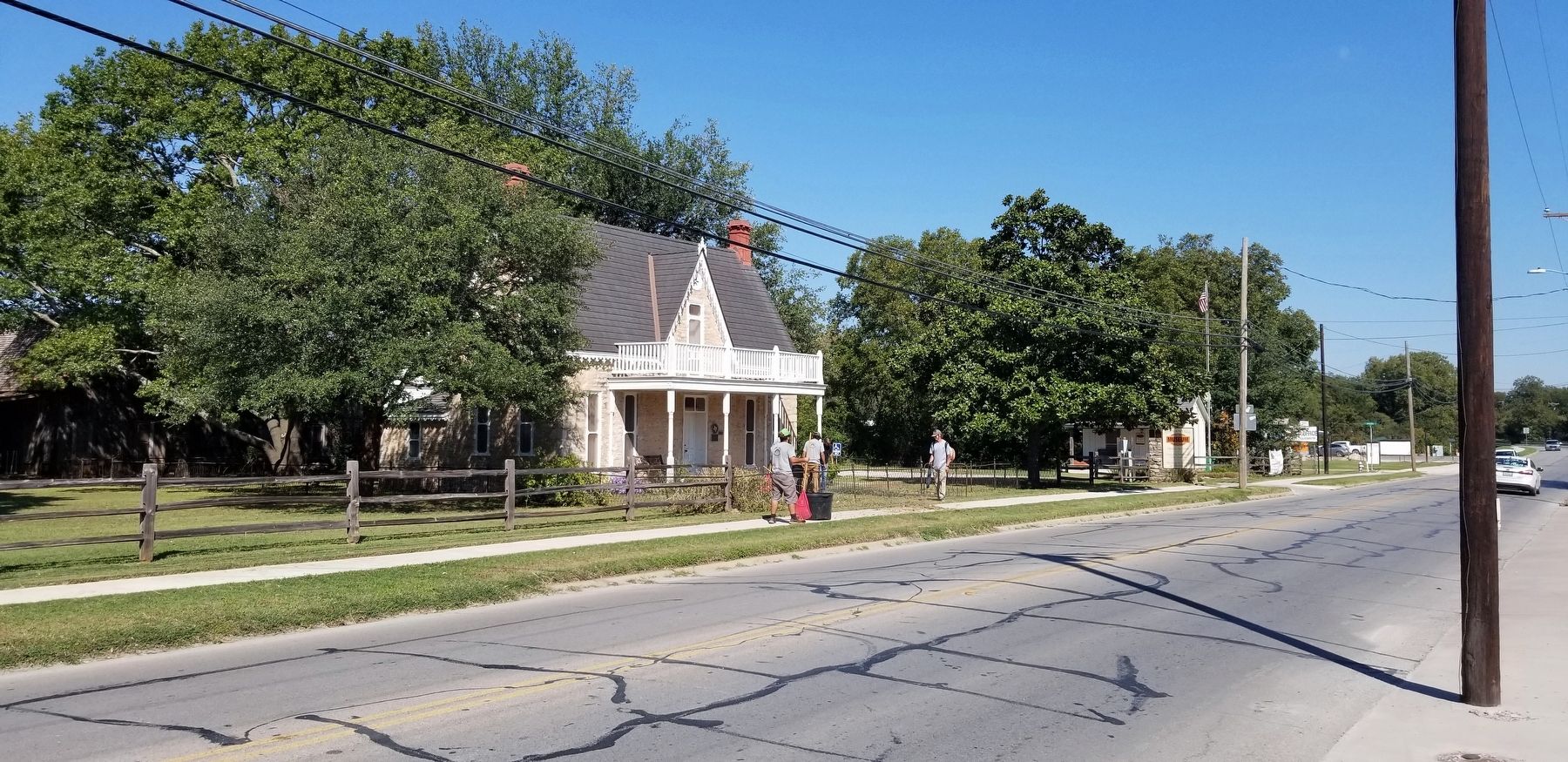 The view of the Oldest Home in Stephenville from the street image. Click for full size.