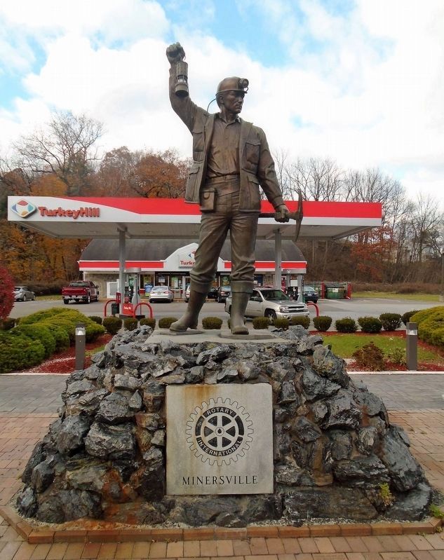 Coal Miners' Monument image. Click for full size.