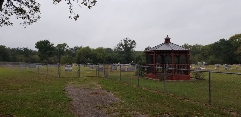 The view of the Richland Cemetery from the street image. Click for full size.