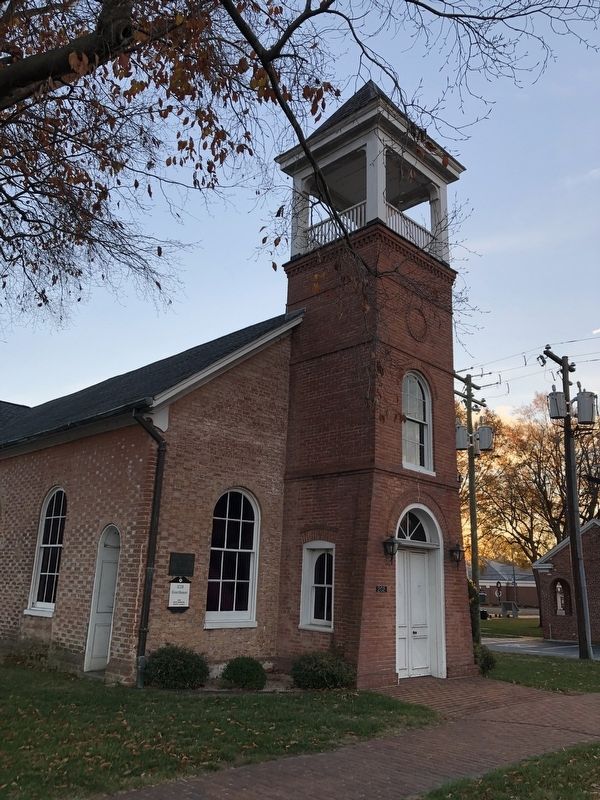 1728 Courthouse image. Click for full size.