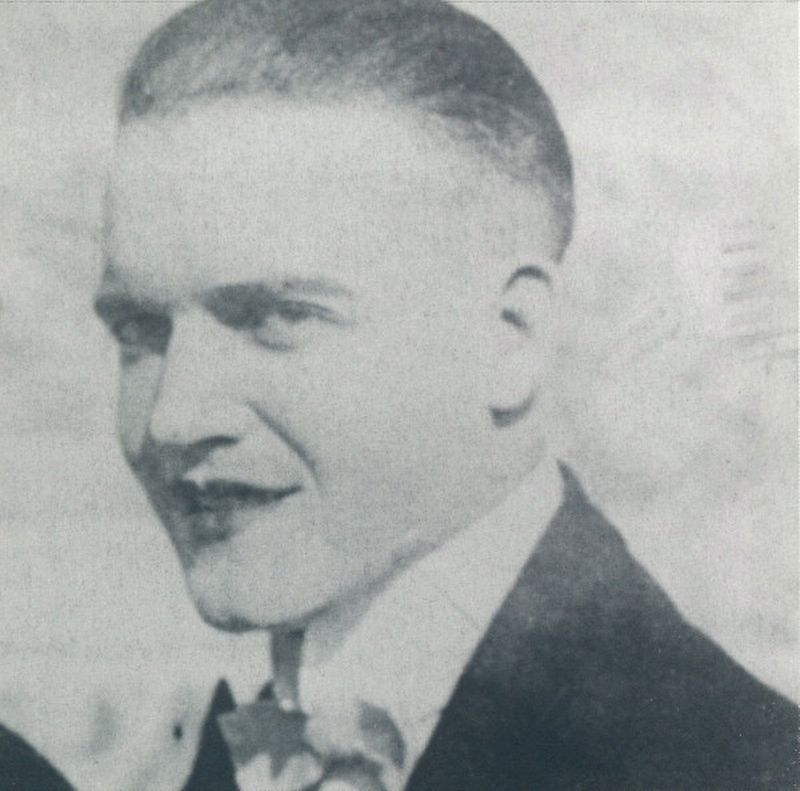 Emmett Miller (1900-1962). Click for full size. Emmett Miller (1900-1962) image. Click for full size.