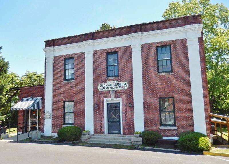 Old Jail Museum and Archives (<i>Old Lamar County Jail</i>) image. Click for full size.
