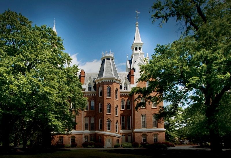 R. Kirby Godsey Administration Building image. Click for full size.