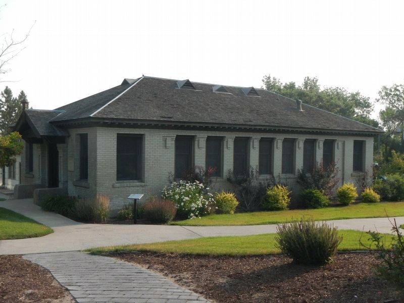 Legislative Restaurant - Capital Annex Building image. Click for full size.