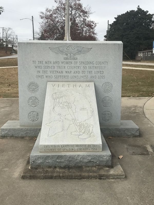 Spalding County Vietnam Monument image. Click for full size.