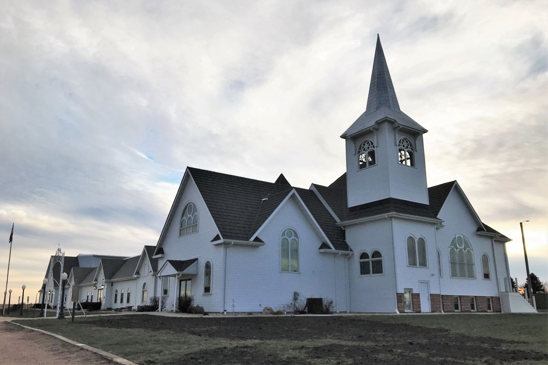 West Nidaros Lutheran Church image. Click for full size.