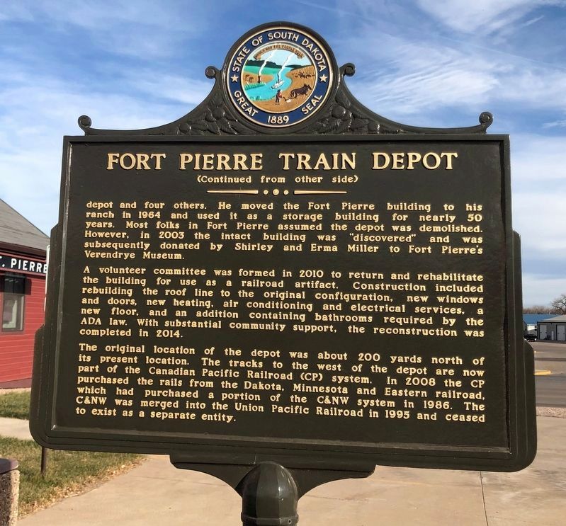 Fort Pierre Train Depot Marker (back) image. Click for full size.