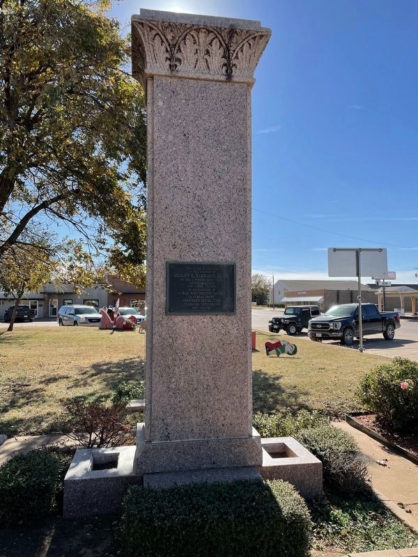 Sheriff E. Harrison Ikard Monument image. Click for full size.