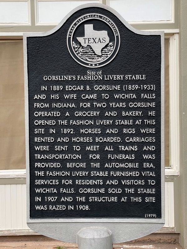 Site of Gorsline's Fashion Livery Stable Marker image. Click for full size.