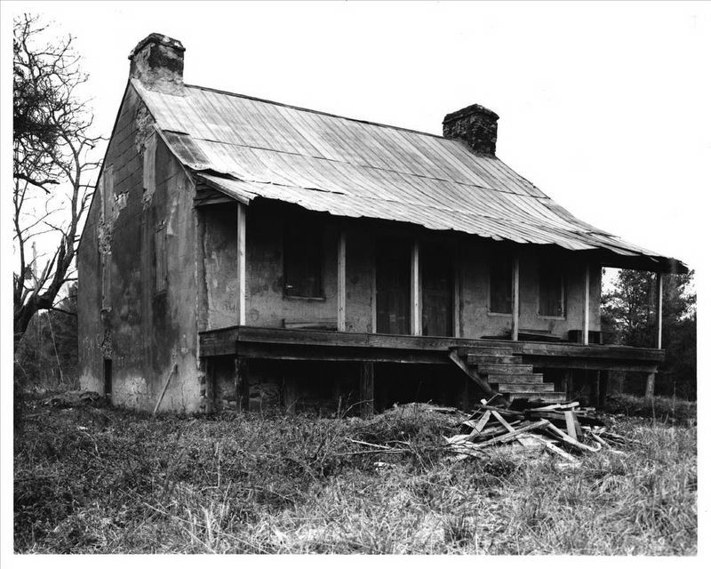 Old Rock House image. Click for more information.