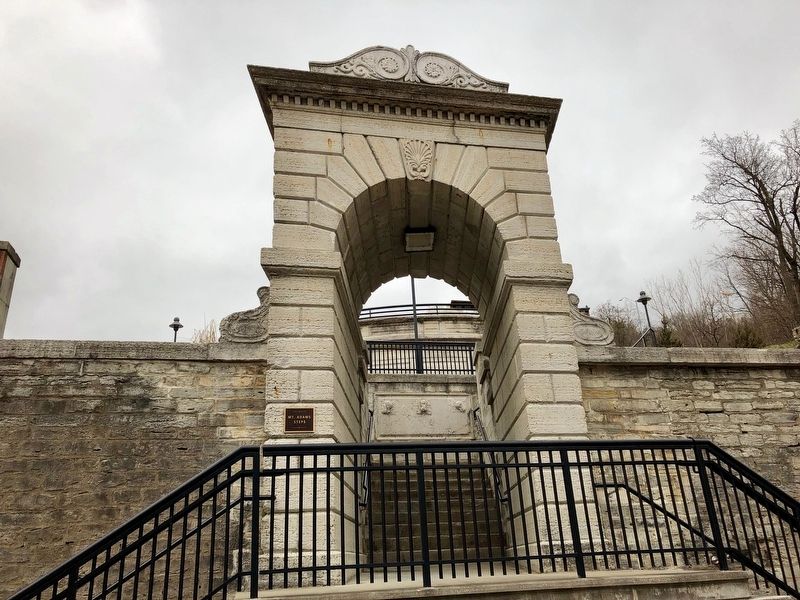 The Riverview Park entrance arch image. Click for full size.
