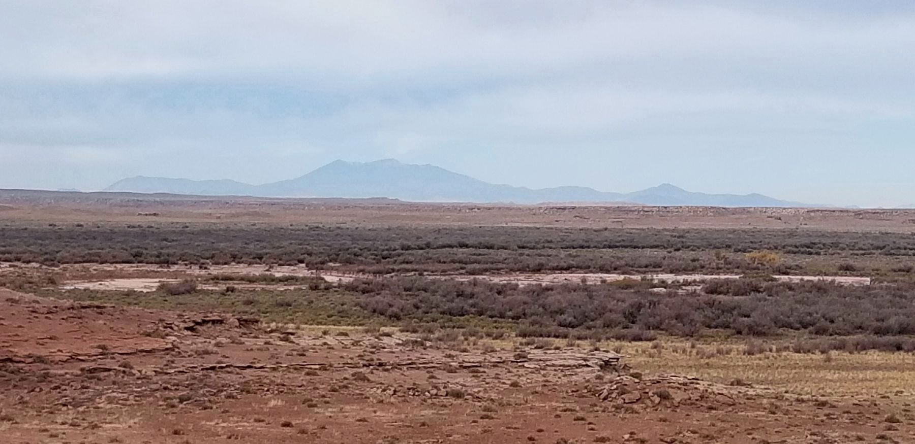 The outline of the Nuvatukya'ovi mountains - the San Francisco Peaks. Click for full size. The outline of the Nuvatukya'ovi mountains - the San Francisco Peaks image. Click for full size.
