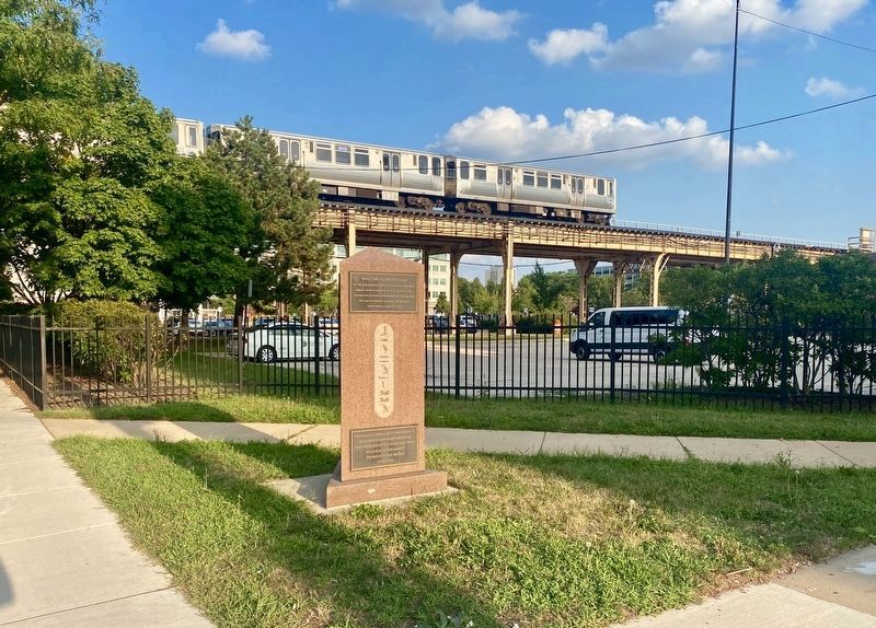 Welcome to Bronzeville Obelisk and Marker - wide view image. Click for full size.