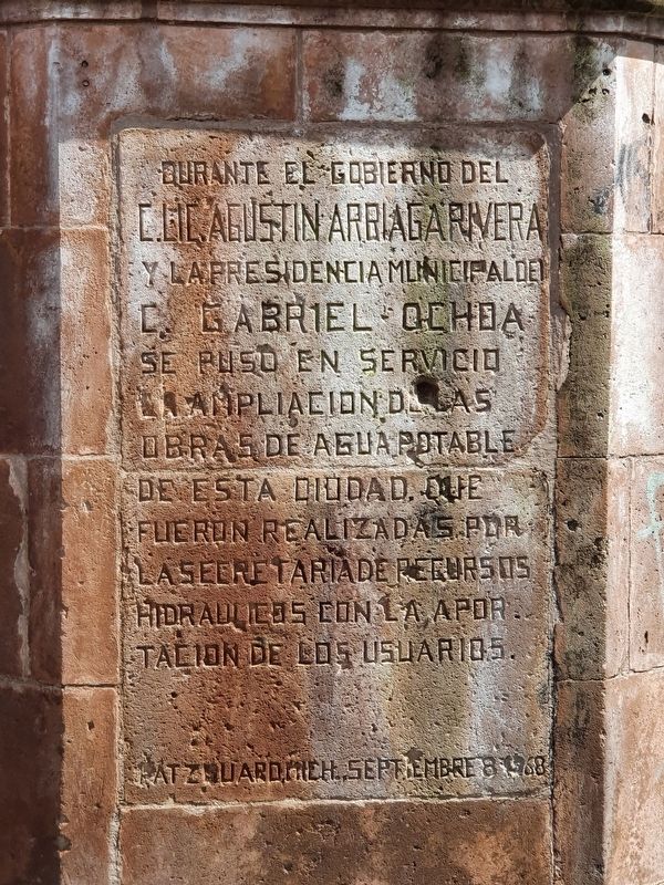 An additional Pátzcuaro water system marker. Click for full size. An additional Pátzcuaro water system marker image. Click for full size.