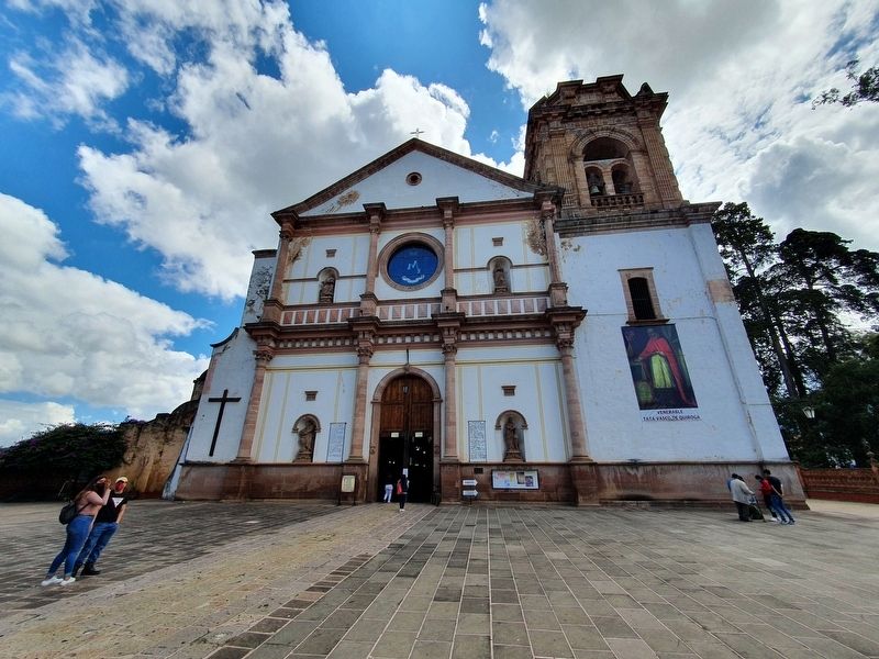 Don Vasco de Quiroga and La Virgen de la Salud Marker. Click for full size. Don Vasco de Quiroga and La Virgen de la Salud Marker image. Click for full size.