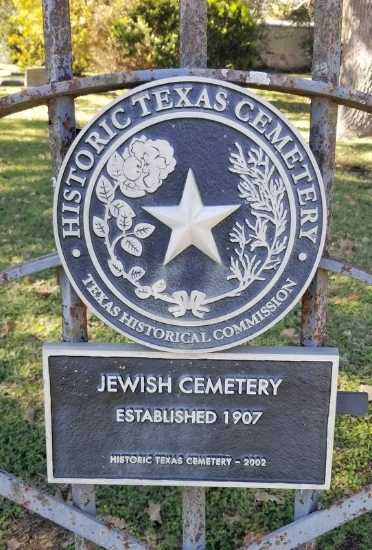 Jewish Cemetery Marker image. Click for full size.