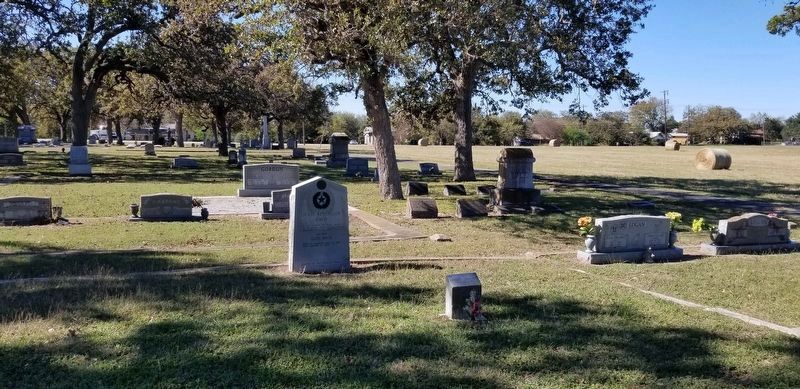 The view of the Jesse Kencheloe Davis Marker in the cemetery image. Click for full size.