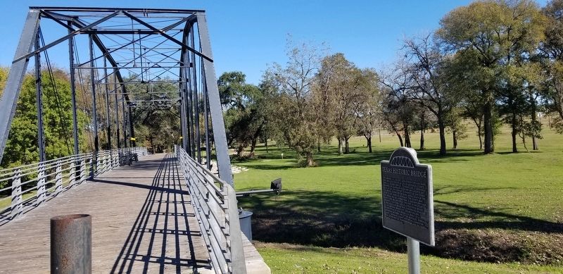 The Texas Historic Bridge and Marker image. Click for full size.