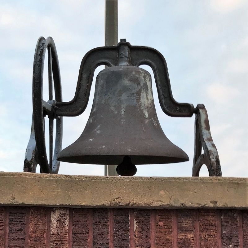 Ravinia School Bell. Click for full size. Ravinia School Bell image. Click for full size.