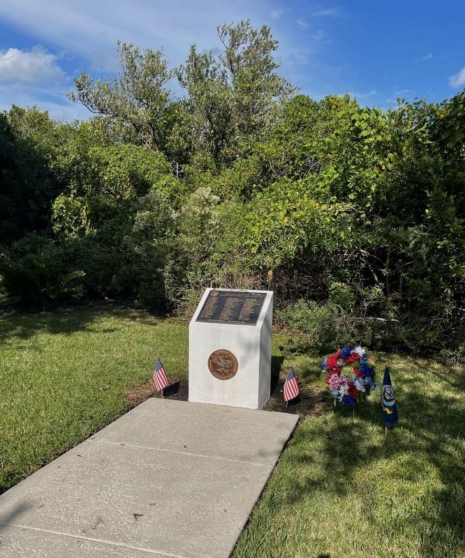 Pearl Harbor Survivors Association Memorial image. Click for full size.