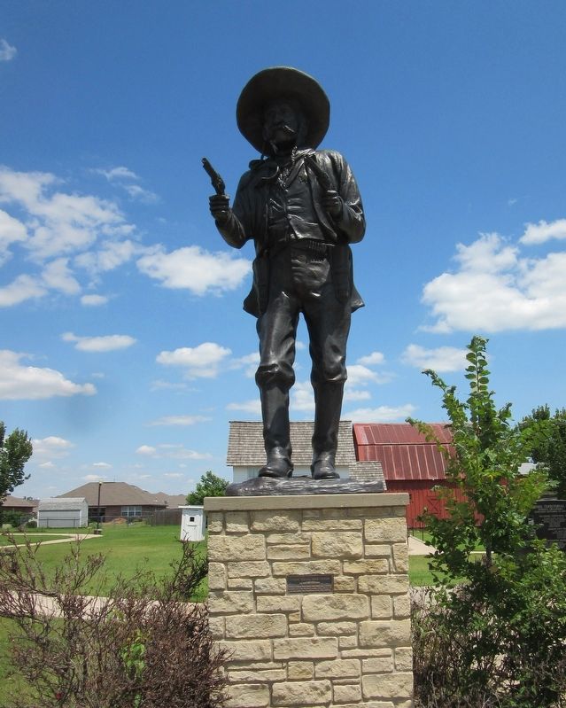 Frank "Pistol Pete" Eaton Statue image. Click for full size.
