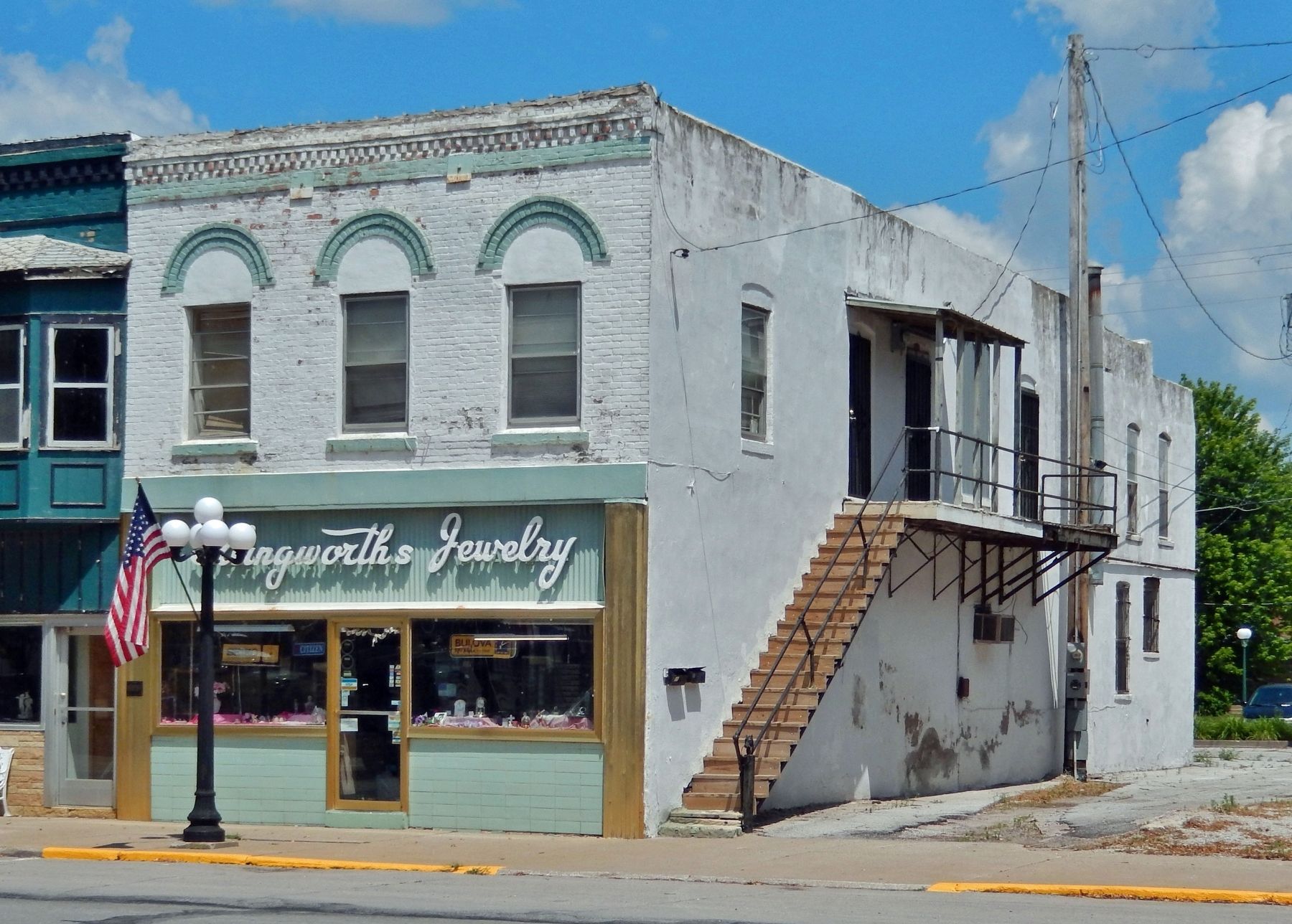 14 South Main Street (<i>southwest elevation</i>) image. Click for full size.