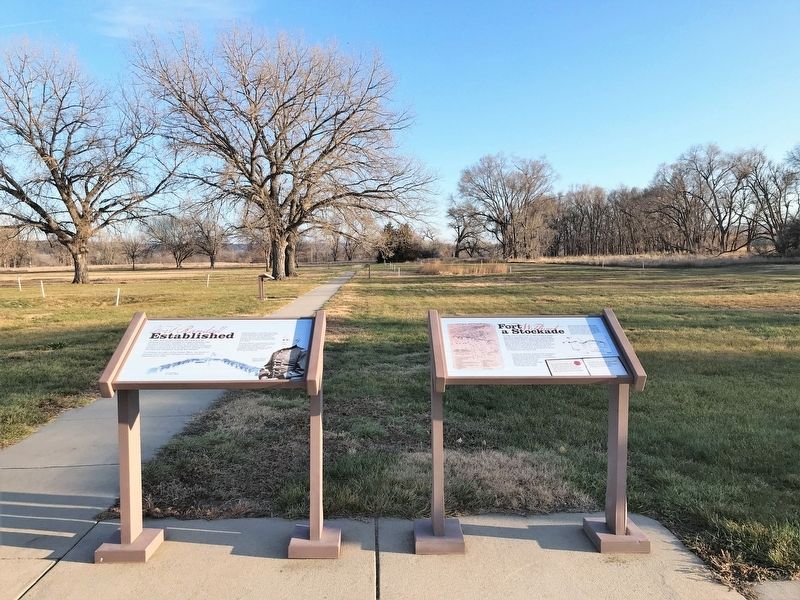 Fort Randall Established Marker <i>(left)</i> image. Click for full size.
