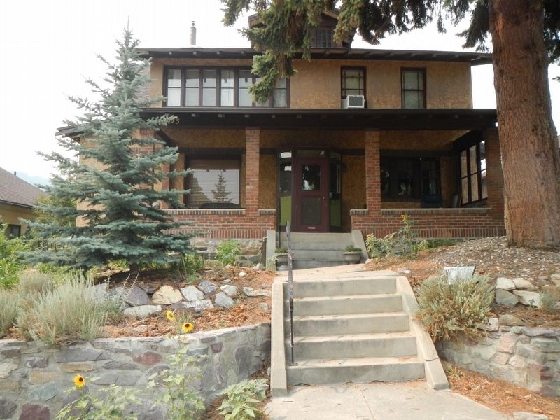 Ward House and Marker image. Click for full size.