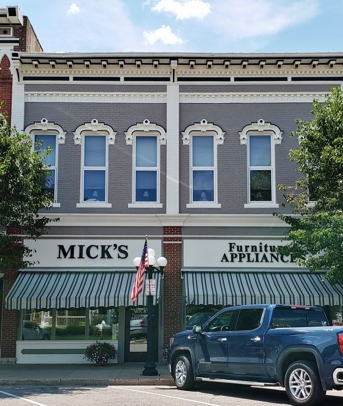 William Moon & Son / James Phenney Building image. Click for full size.