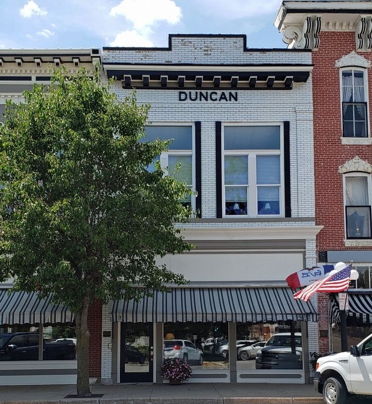 Fish & Elliot / Duncan Building image. Click for full size.