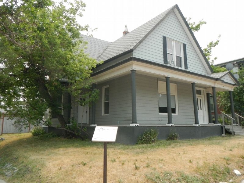 Woodman S. Paynter House and Marker image. Click for full size.