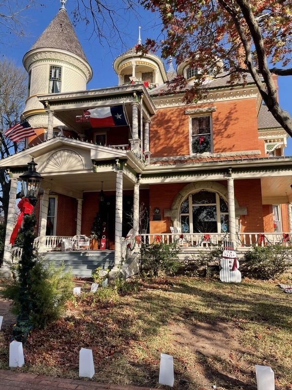 The Houston House and Marker image. Click for full size.